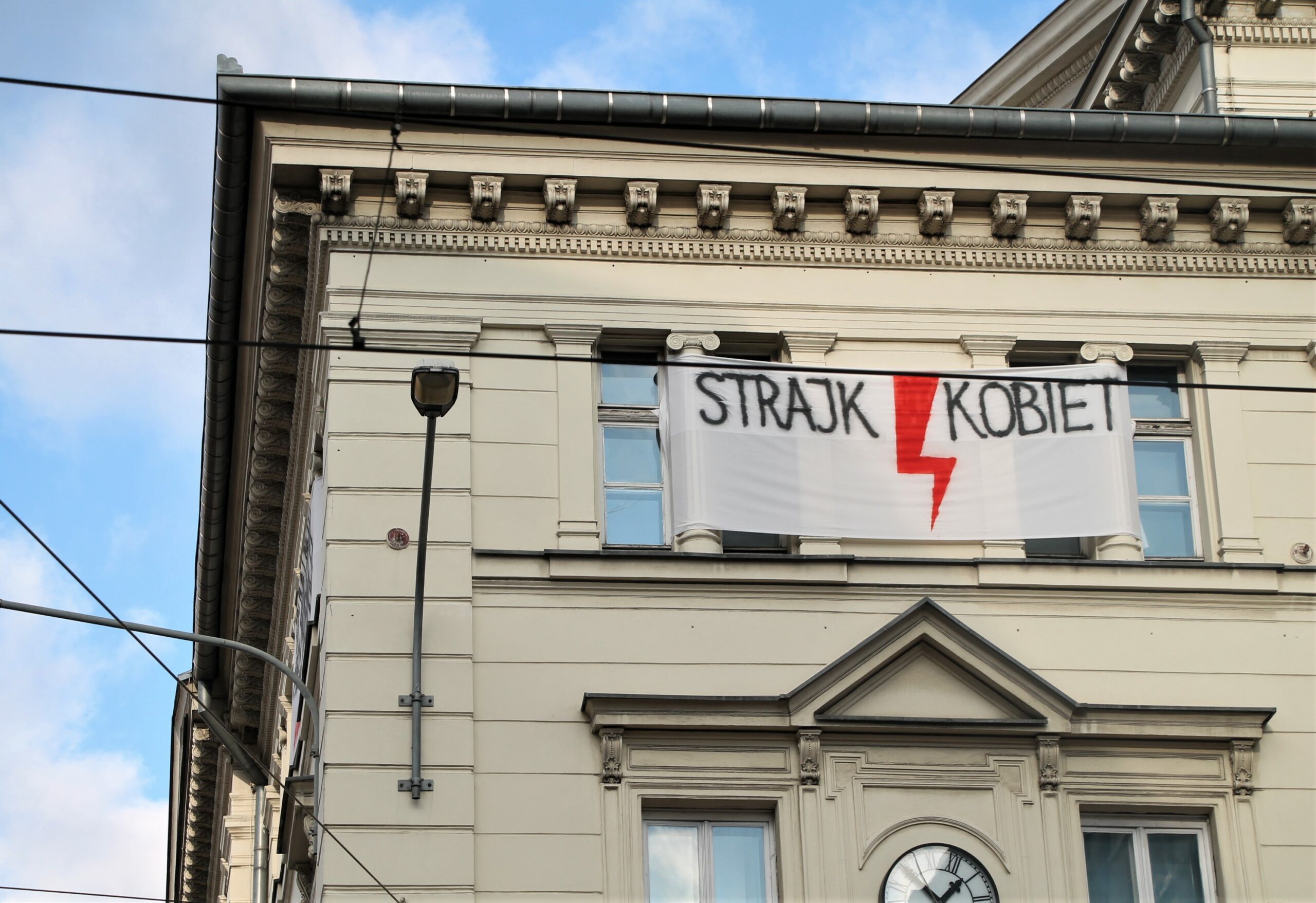 nőnap lengyelország tüntetés